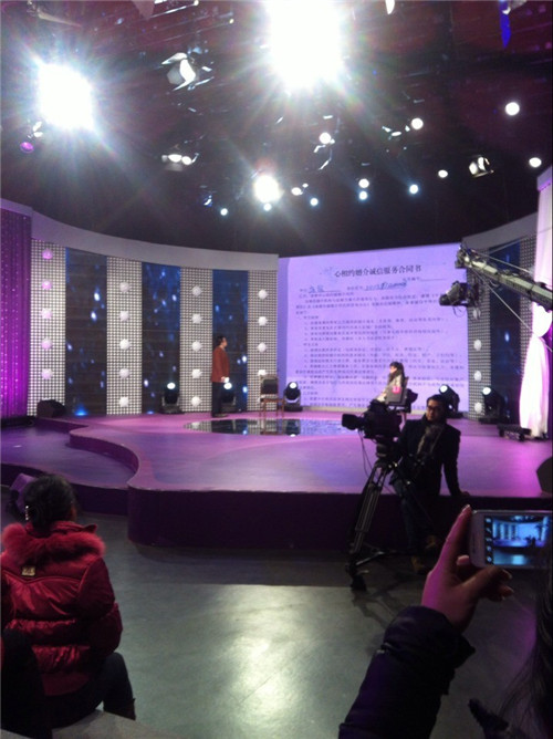 《乖娃娃》栏目”2014四川电视台少儿春晚“于1月5日在台演播厅录制 (图9)