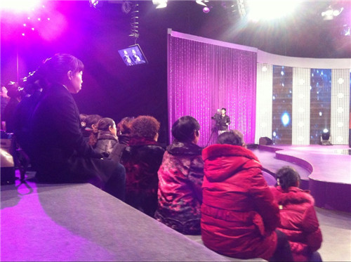 《乖娃娃》栏目”2014四川电视台少儿春晚“于1月5日在台演播厅录制 (图8)